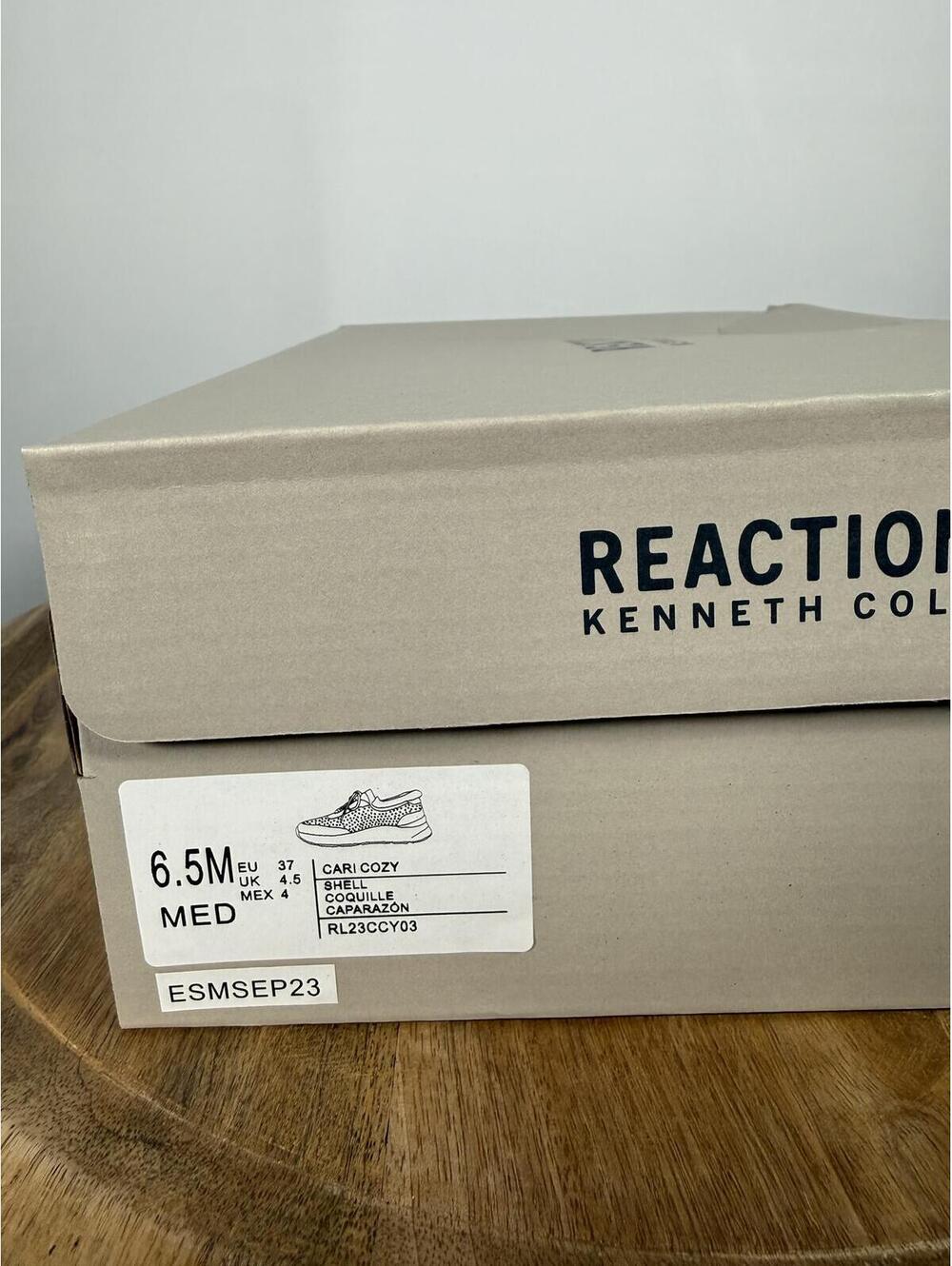 Kenneth Cole Reaction Shell Cari Faux Fur Jewel Jogger Sneakers US 6.5M NWB - Picture 11 of 11